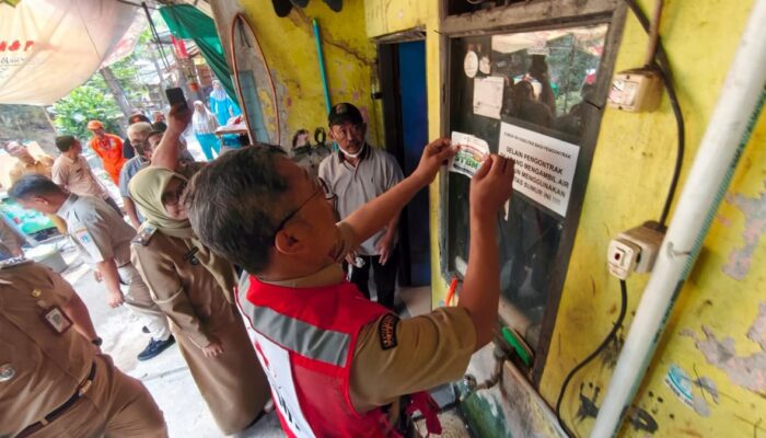 Jelang HUT ke-81, PMI Jakarta Timur Berikan Dukungan STBM di Cipinang