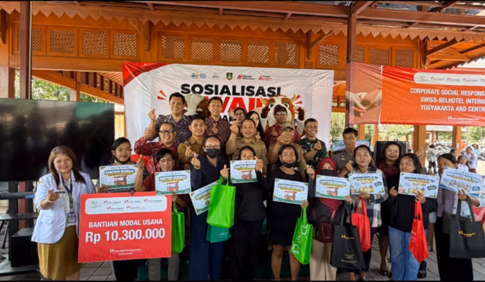 Swiss-Belhotel Area Yogyakarta-Solo Salurkan Bantuan Sosial di Gilingan Surakarta