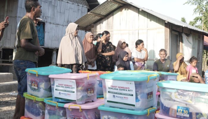 AMAG dan Dompet Dhuafa Distribusikan 100 Paket Bantuan Bagi Penyintas Gempa NTT