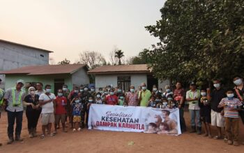 CSR PT GKG Salurkan Bantuan Dampak Karhutla di Pasar Kendawangan