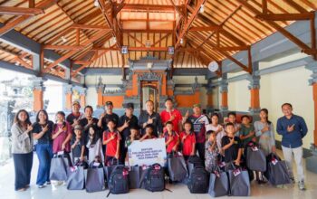 ITDC Dukung Kebutuhan Pendidikan 17 Anak Yatim Piatu Desa Pengulon melalui Program TJSL