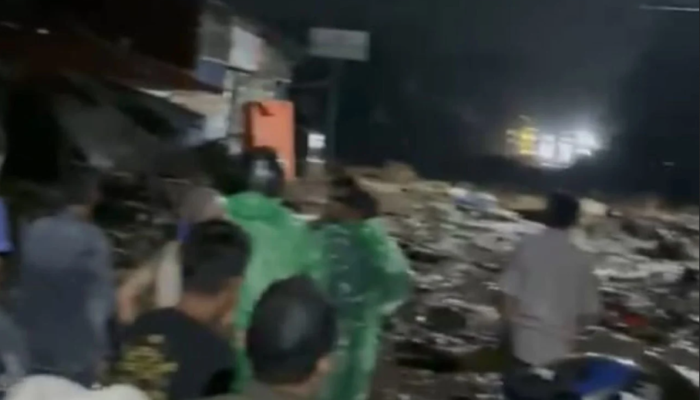 Pegadaian Salurkan 520 Kg Beras untuk Masyarakat Terdampak Bencana di Solok