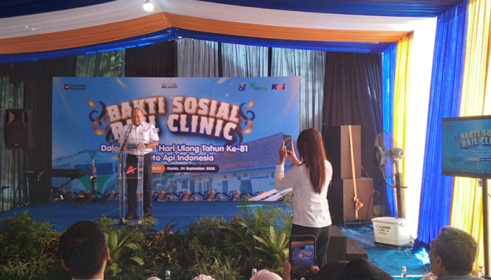 KAI Hadir, Melayani dan Memberi Manfaat bagi Masyarakat Sentolo melalui Rail Clinic dan Rail Library