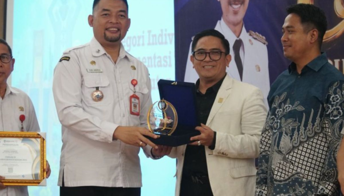 PLN UID Kalselteng terbaik III CSR Award Kabupaten Banjar