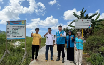 PLN Wujudkan Infrastruktur Pendukung Ekonomi Melalui Program TJSL Jalan Usaha Tani di Desa Cempaka Putih