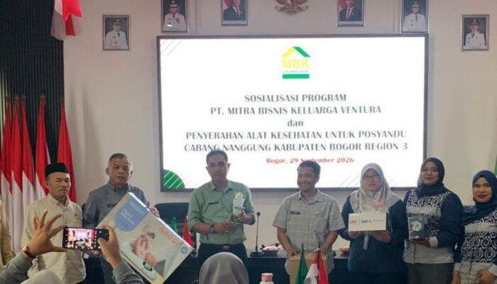 PT MBK Ventura Salurkan 32 Paket Alkes untuk Posyandu Se-Kecamatan Nanggung