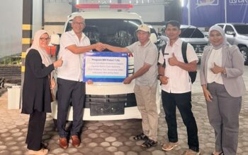 BRI Panyabungan Serahkan Ambulans kepada Yayasan Rahmi Cipta Sejahtera