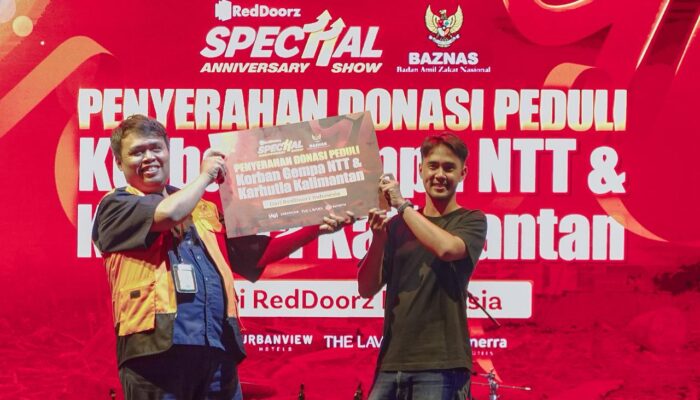 Dukung Penyintas Gempa NTT, RedDoorz Salurkan Bantuan Rp25 Juta melalui BAZNAS RI