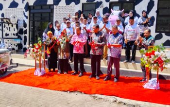 Menggerakkan Ekonomi dari Kampung Susu Lawu