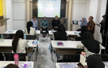 Bekali Warga dengan Keahlian Kecantikan, Surabaya Dorong Kemandirian Ekonomi Lewat Pelatihan Perawatan Wajah