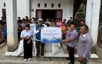 BRI Life Salurkan Bantuan untuk Penyintas Gempa di NTT