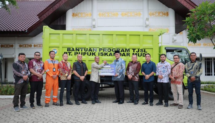Dukung Kebersihan Lingkungan dan Pelayanan Masyarakat, PIM Serahkan Bantuan Truk Sampah untuk Kabupaten Aceh Utara