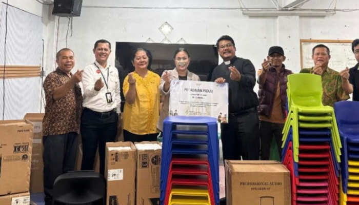 Pegadaian Kanwil IX Jakarta 2 Serahkan Bantuan untuk Gereja di Banten