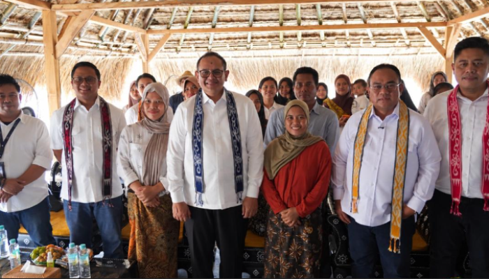 BRINS Dan PNM Perkuat Pemulihan Warga Terdampak Kebakaran Desa Adat Sade