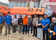 Wartawan SMSI Salurkan Bantuan Kemanusiaan ke Solok