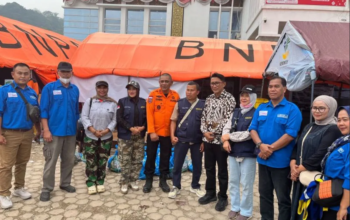 Wartawan SMSI Salurkan Bantuan Kemanusiaan ke Solok