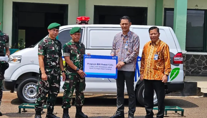 BRI Peduli Serahkan Bantuan Ambulance Dukung Layanan Kesehatan Yonif 312/Kala Hitam dan Masyarakat Subang