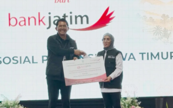 Dukung Kegiatan Puncak Hari Jadi ke-81 Pemprov Jatim, Bank Jatim Salurkan CSR kepada Dinsos Jawa Timur
