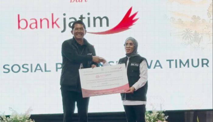 Dukung Kegiatan Puncak Hari Jadi ke-81 Pemprov Jatim, Bank Jatim Salurkan CSR kepada Dinsos Jawa Timur