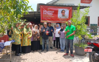 Totok Hedi Serahkan Bantuan TJSL Pegadaian untuk KWT di Sleman