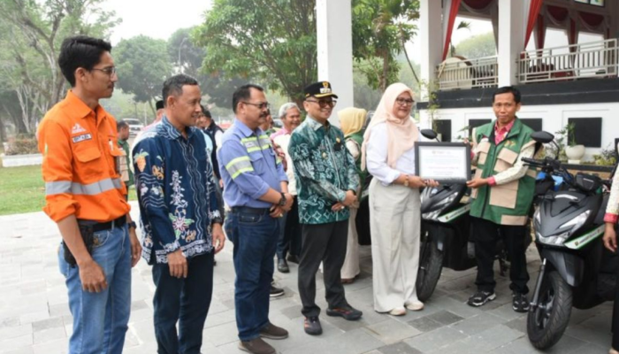 Penyuluh Pertanian di Tabalong Terima Bantuan Motor Dinas