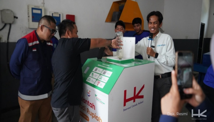 Hutama Karya Sulap Sampah Plastik dan Minyak Jelantah Jadi Rupiah
