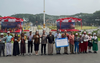 Peringati Hari Sumpah Pemuda ke-98, BRI Malang Kawi Beri Beasiswa kepada 300 Siswa Kurang Mampu