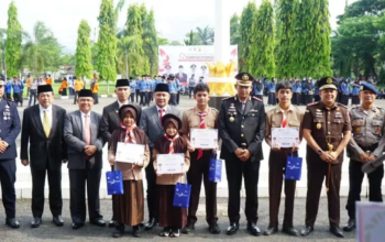 Bank Nagari Salurkan CSR Rp110 Juta untuk 211 Siswa Berprestasi di Dharmasraya