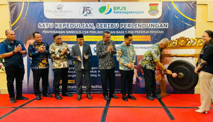 Ciputra Hospital Tangerang Kolaborasi dengan BPJSTK, Penyerahan Simbolis CSR Bagi 1.000 Pekerja Rentan