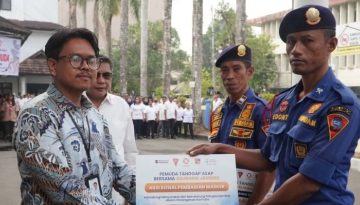 Pemkot Ambon manfaatkan CSR Jasindo untuk perlindungan petugas Damkar