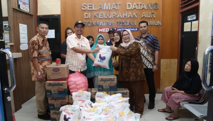 Peduli Korban Banjir, PTPN IV Regional II Salurkan Bantuan di Medan