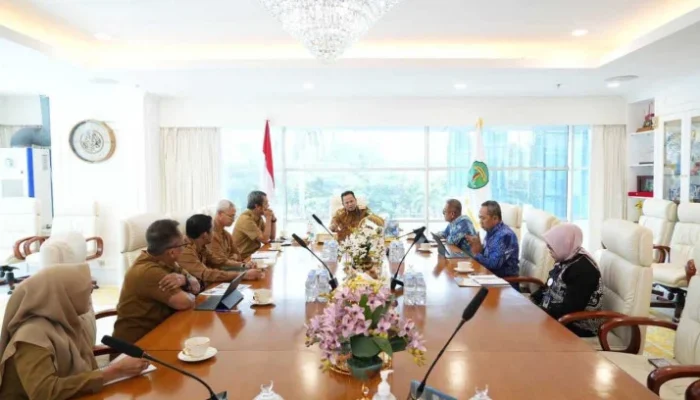 Rudy Mas’ud Dorong CSR Bank Kaltimtara untuk Perkuat Penanganan Karhutla